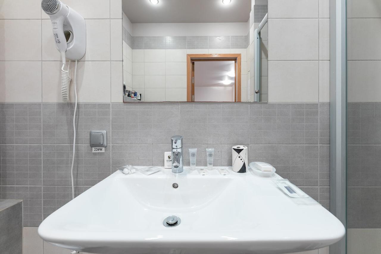 Room In Guest Room - Valensija - Large Suite Jūrkalne Екстериор снимка