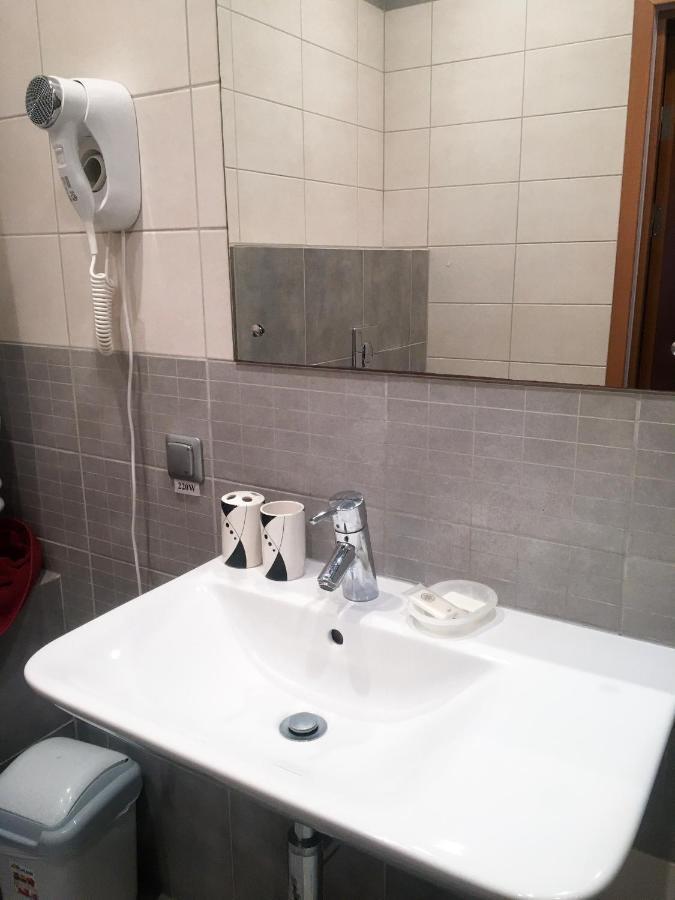 Room In Guest Room - Valensija - Large Suite Jūrkalne Екстериор снимка